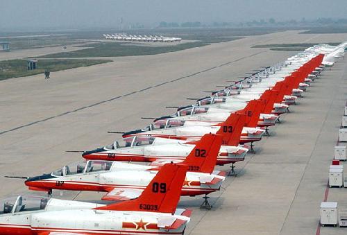中国空军基地的风景，壮丽与神秘的融合，中国空军基地壮丽与神秘的风貌探索