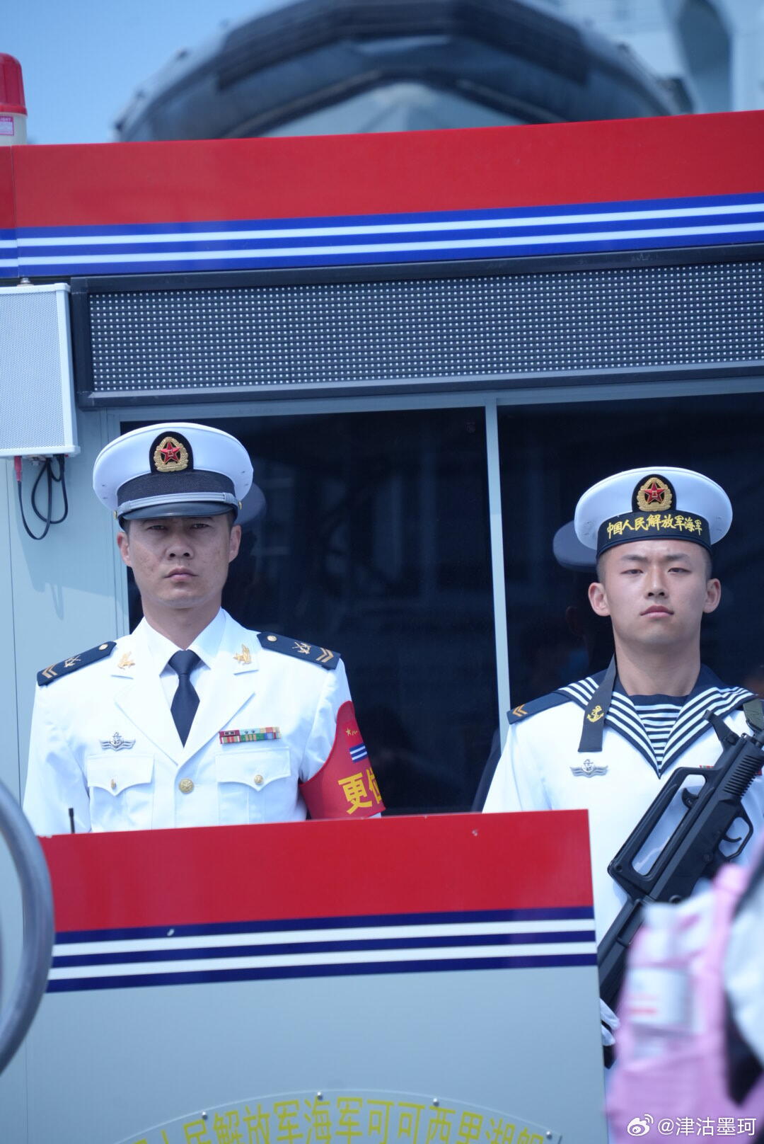 海军学员方队领队，引领航海新力量的杰出典范，海军学员方队领队，领航航海新力量的杰出典范