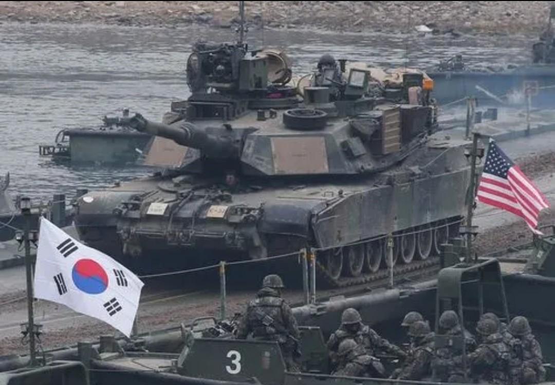 中俄夹击美韩军演，战略协同与地区稳定的深度对话，中俄夹击美韩军演背景下的战略协同与地区稳定探讨