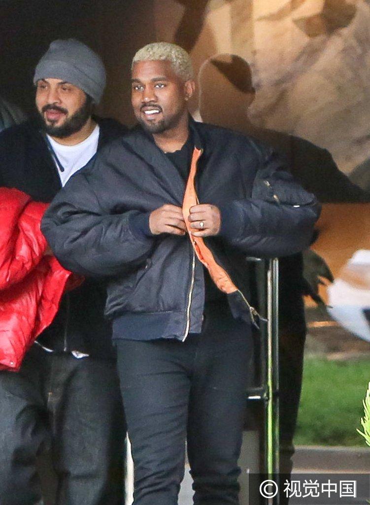 关于21式冬作业服着装规范的探讨,关于探讨21式冬作业服的着装规范