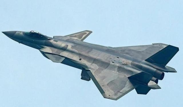 歼-20战斗机所装备的导弹,探索中国新一代空天力量的致命武器,歼-20战斗机导弹装备揭秘,中国新一代空天力量的致命武器探索