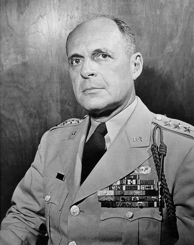 我军第一任总司令，朱德同志的卓越领导与革命精神，朱德同志，我军第一任总司令的卓越领导与不朽革命精神