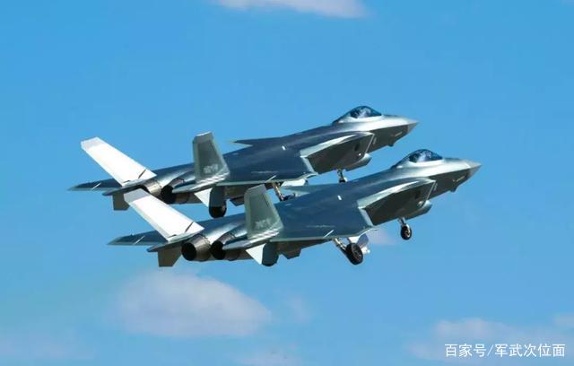 中国空军最新编制,迈向新时代的蓝天守护者,中国空军最新编制,新时代蓝天守护者的壮丽征程