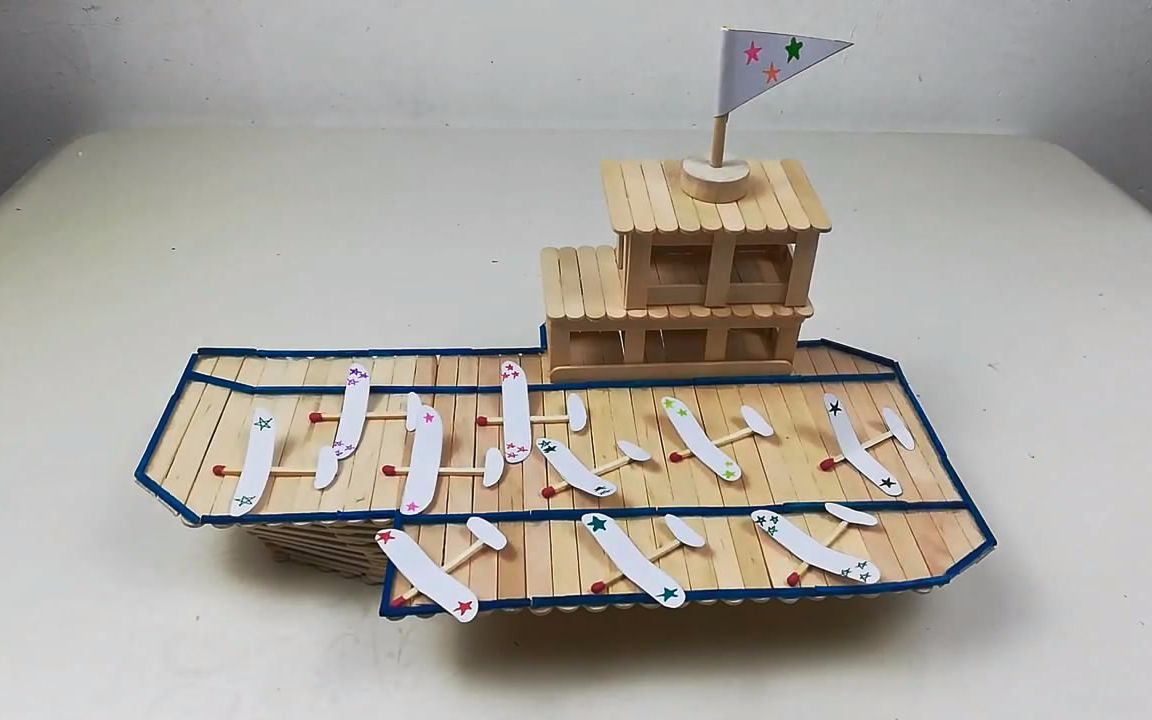 用雪糕棍制作航空母舰模型，雪糕棍巧手制作航空母舰模型