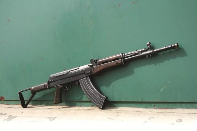 探索中国军事利器,85式自动步枪图片解析,揭秘中国军事利器,85式自动步枪深度解析与图片展示