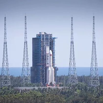 海南长征七号一箭携二十星震撼升空，开启新航天时代，海南长征七号一箭携二十星升空，开启新航天时代大门
