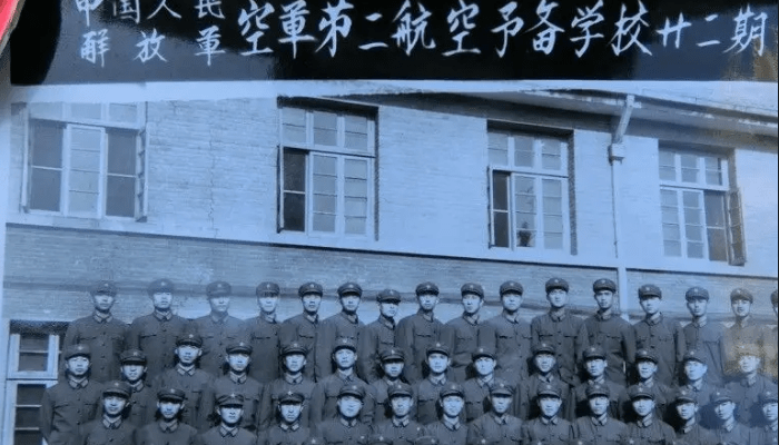 美国空军学院与中国空军航空大学的比较与探讨，美国空军学院与中国空军航空大学的比较与探究