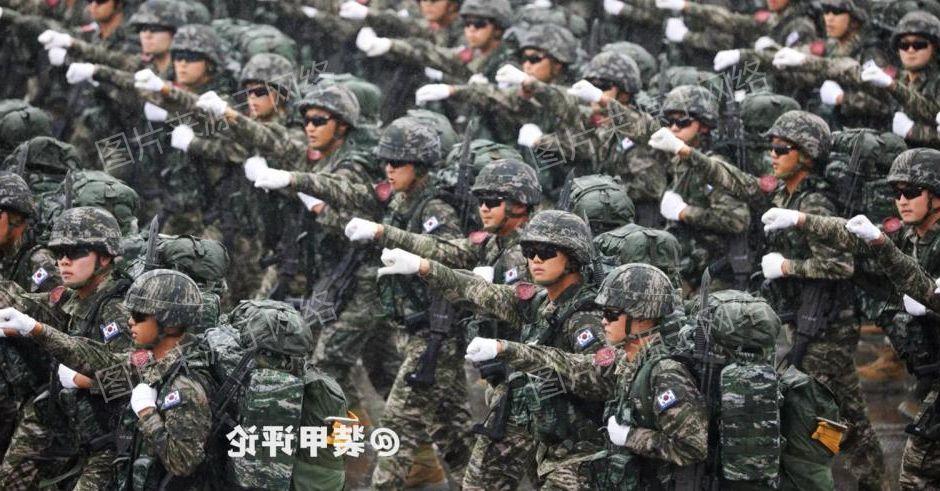 韩国阅兵正步，传统与现代的交融，韩国阅兵仪式，传统与现代的步伐交融