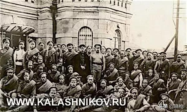 费德洛夫自动步枪，历史、技术特点与影响，费德洛夫自动步枪，历史、技术特性与深远影响