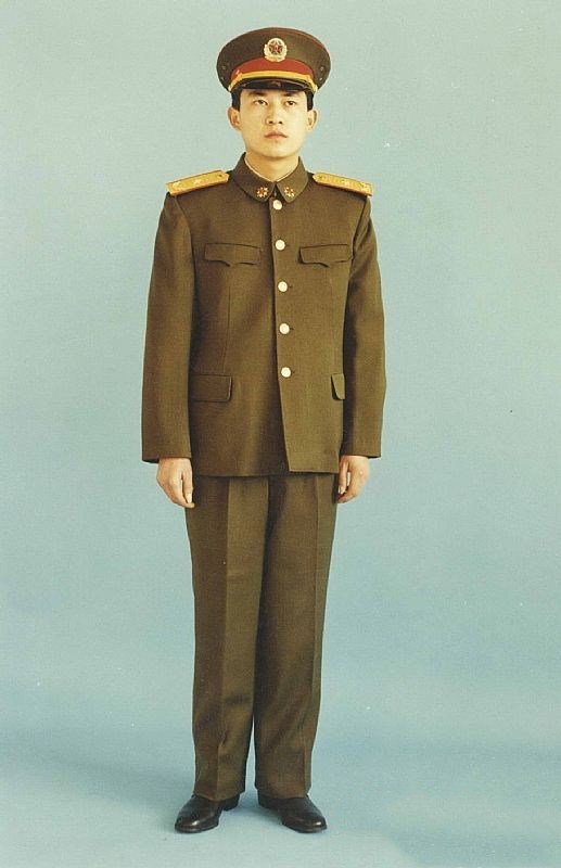关于我国87式军服缺点分析的文章，我国87式军服缺点深度解析