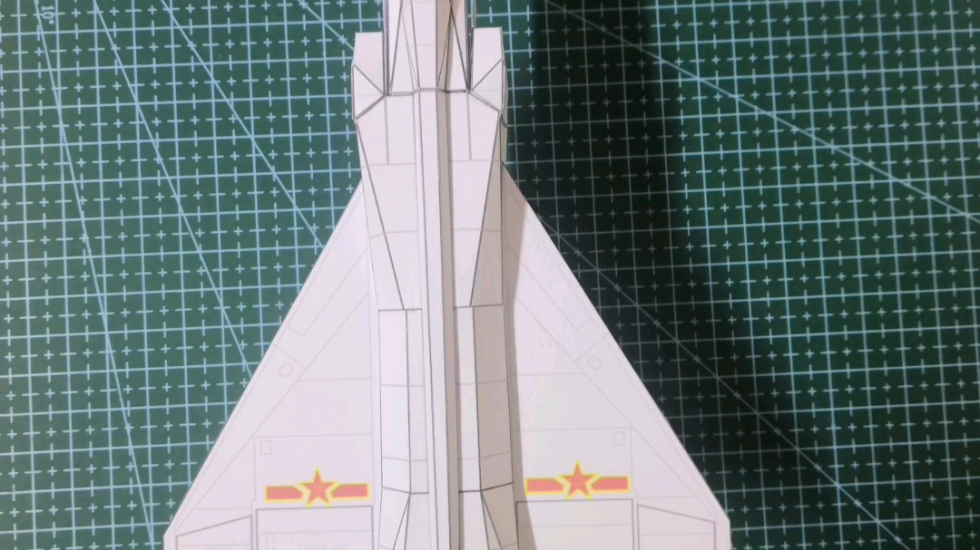歼八折纸，传统艺术的军事魅力与现代科技的完美结合，歼八折纸，传统军事艺术与现代科技的完美融合