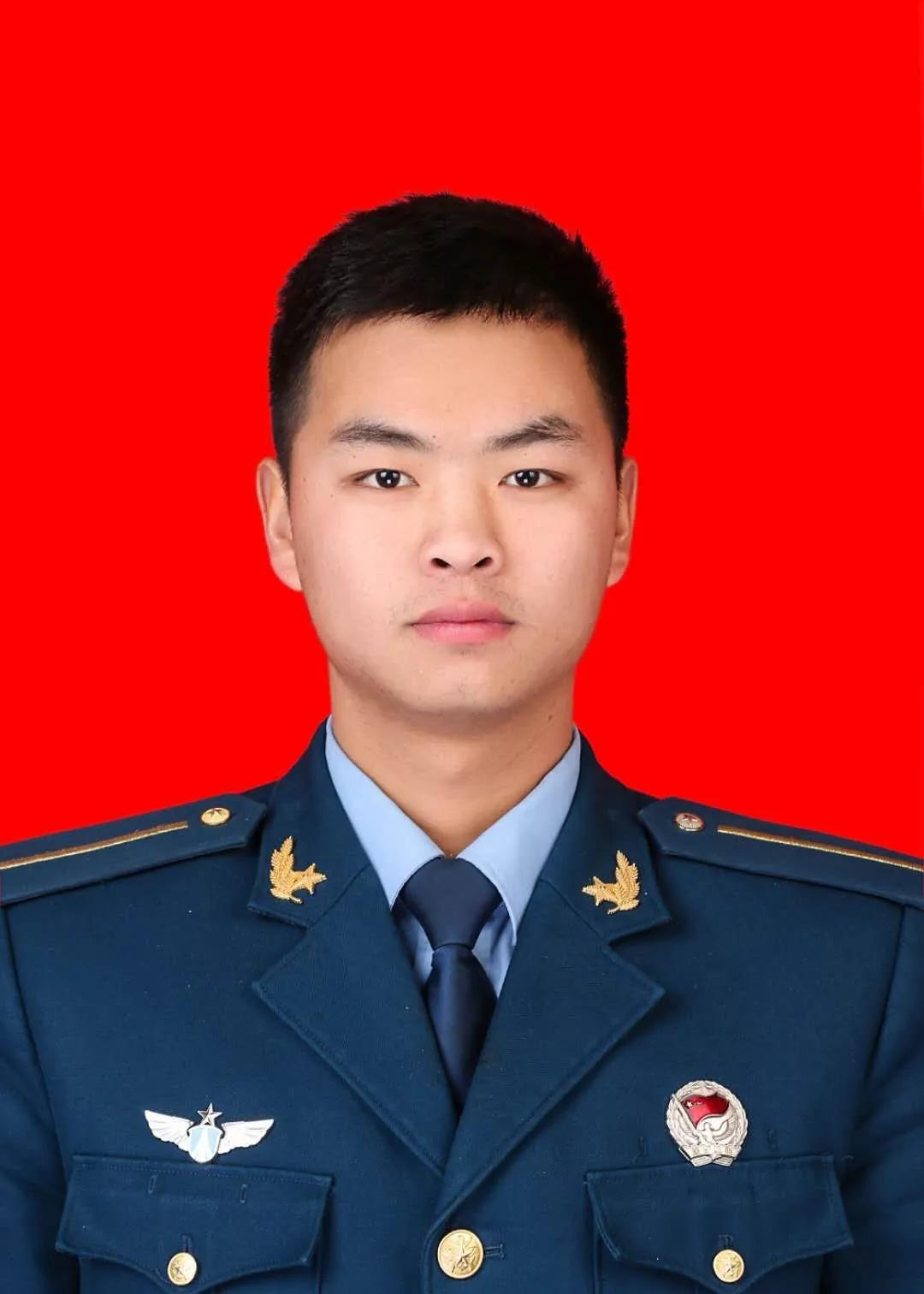 解放军空军图片大全，荣耀与力量之展现，解放军空军图片集锦，荣耀与力量的天空展现