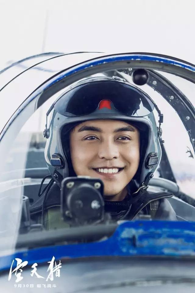 中国空军电影经典，英勇无畏的蓝天战士，中国空军电影经典，蓝天战士的英勇传奇