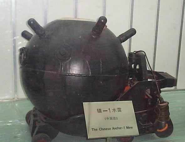 水雷，海洋的守护者还是潜在威胁？，水雷，海洋守护者的双刃剑角色？