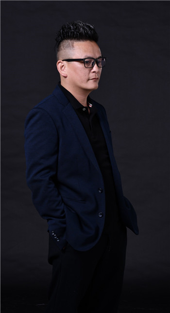 龙绍华的起源之地，探寻他的故乡与背景，龙绍华的故乡与背景探寻之旅