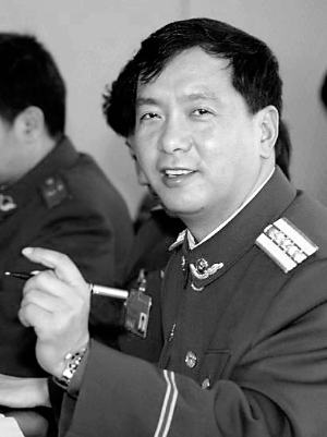 丁晓兵，英勇事迹的典范，丁晓兵，英勇事迹的楷模