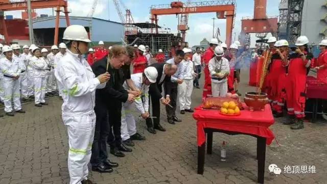 中国新船下水仪式，传统与现代的融合，中国新船下水仪式，传统与现代的完美融合