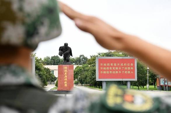 杨根思连所在的部队，英勇无畏，荣誉铸就传奇，杨根思连所在部队，英勇无畏，传奇荣誉铸就传奇故事