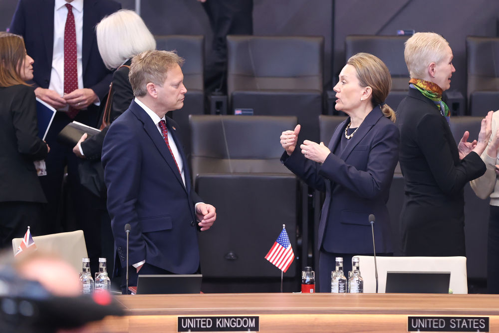 国际观察视角下的乌克兰危机外溢效应分析，国际视角下的乌克兰危机外溢效应深度解析