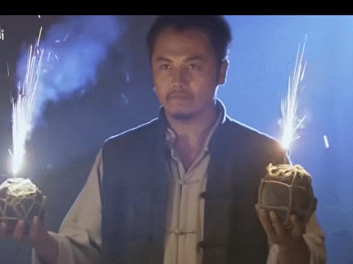 裤裆扔手榴弹，一种英勇行为的背后故事，英勇背后的故事，手榴弹投掷者的决断时刻