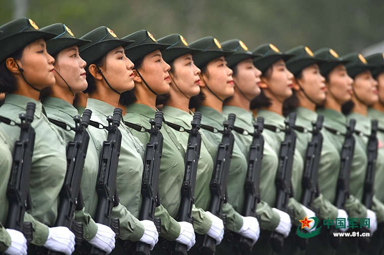 女兵阅兵训练照，坚韧与荣耀的见证，女兵阅兵训练照，坚韧精神与荣耀时刻的见证