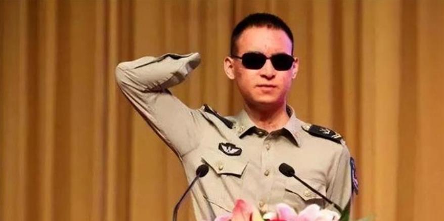 八一勋章工资是否属于师级待遇，解析与探讨，八一勋章工资待遇解析，是否属于师级待遇的探讨