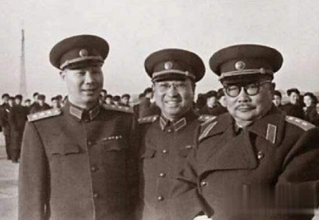 军事频道中的中原突围，历史与现代的交融，中原突围，历史与现代的交融在军事频道中的展现