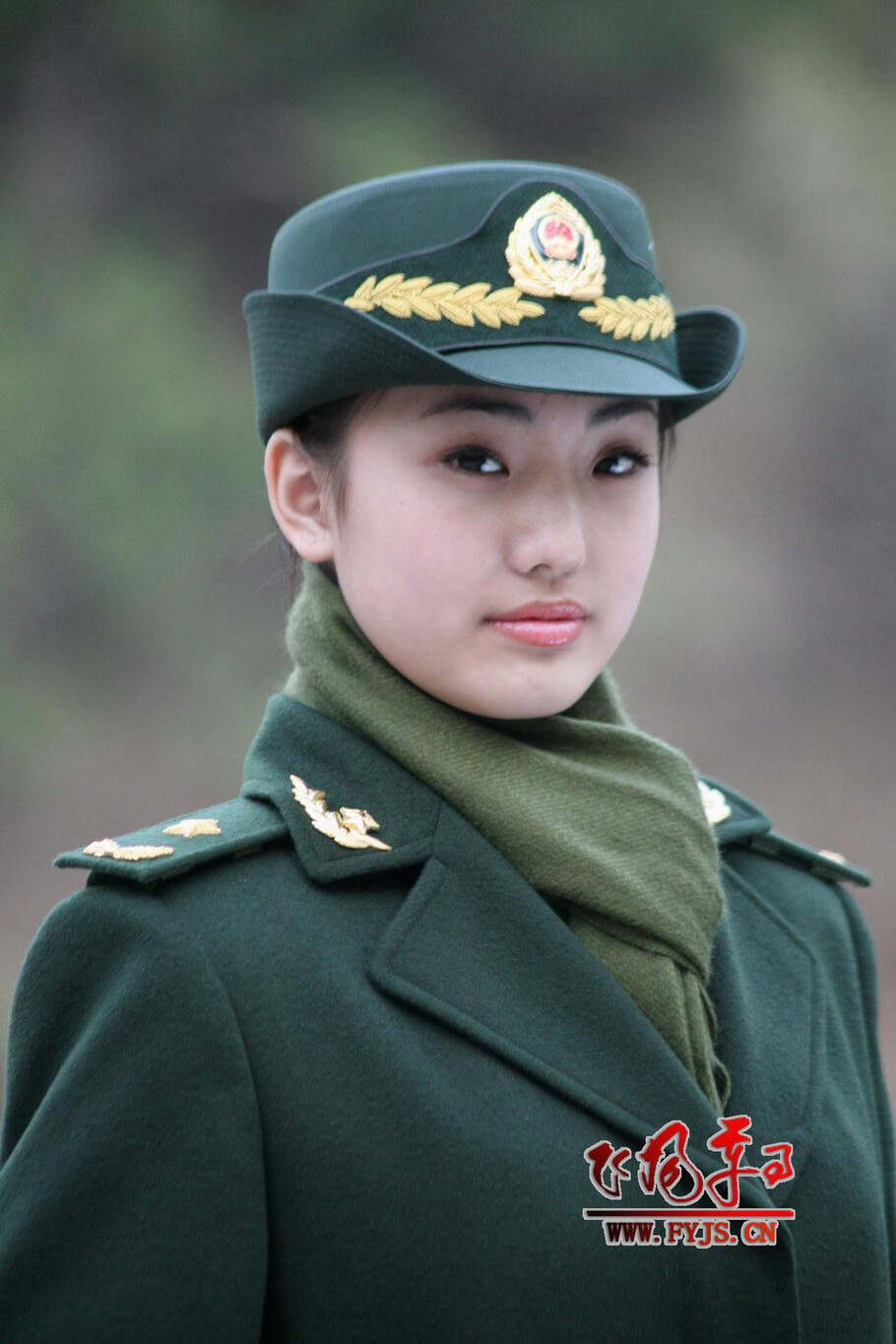 漂亮的军人女兵，时代的骄傲与力量象征，女兵风采，时代力量与骄傲的化身