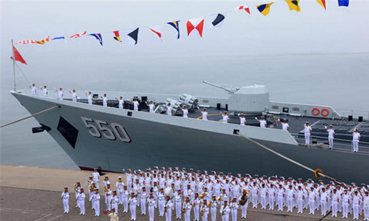 人民海军的舰队构成及其重要使命，人民海军舰队构成与重要使命概述