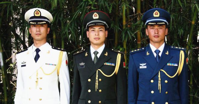 陆军07式军装，新时代军容的象征与力量的展现，陆军07式军装，新时代军容的标志与力量展现