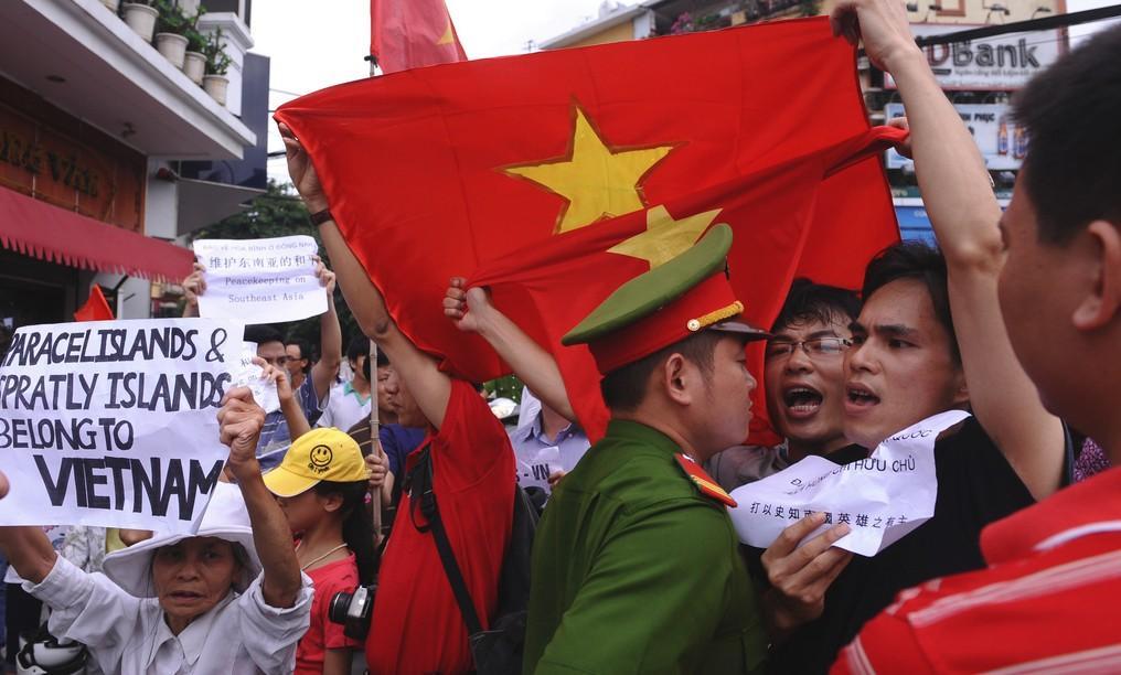 越南军港，战略地位与现代化建设的探索，越南军港，战略地位与现代化建设的深度探索