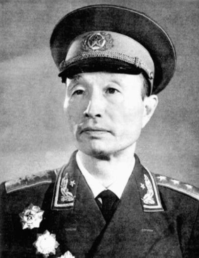 中国最后一任总参谋长——张震的传奇人生，中国传奇军事家张震，一生见证总参谋长的辉煌历程