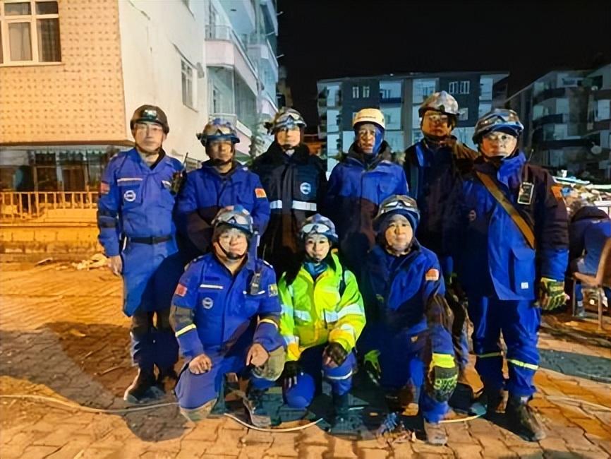 武警部队黄金指挥部司令部生产经营办公室的核心功能与战略作用，武警黄金指挥部司令部生产经营办公室的核心功能与战略地位