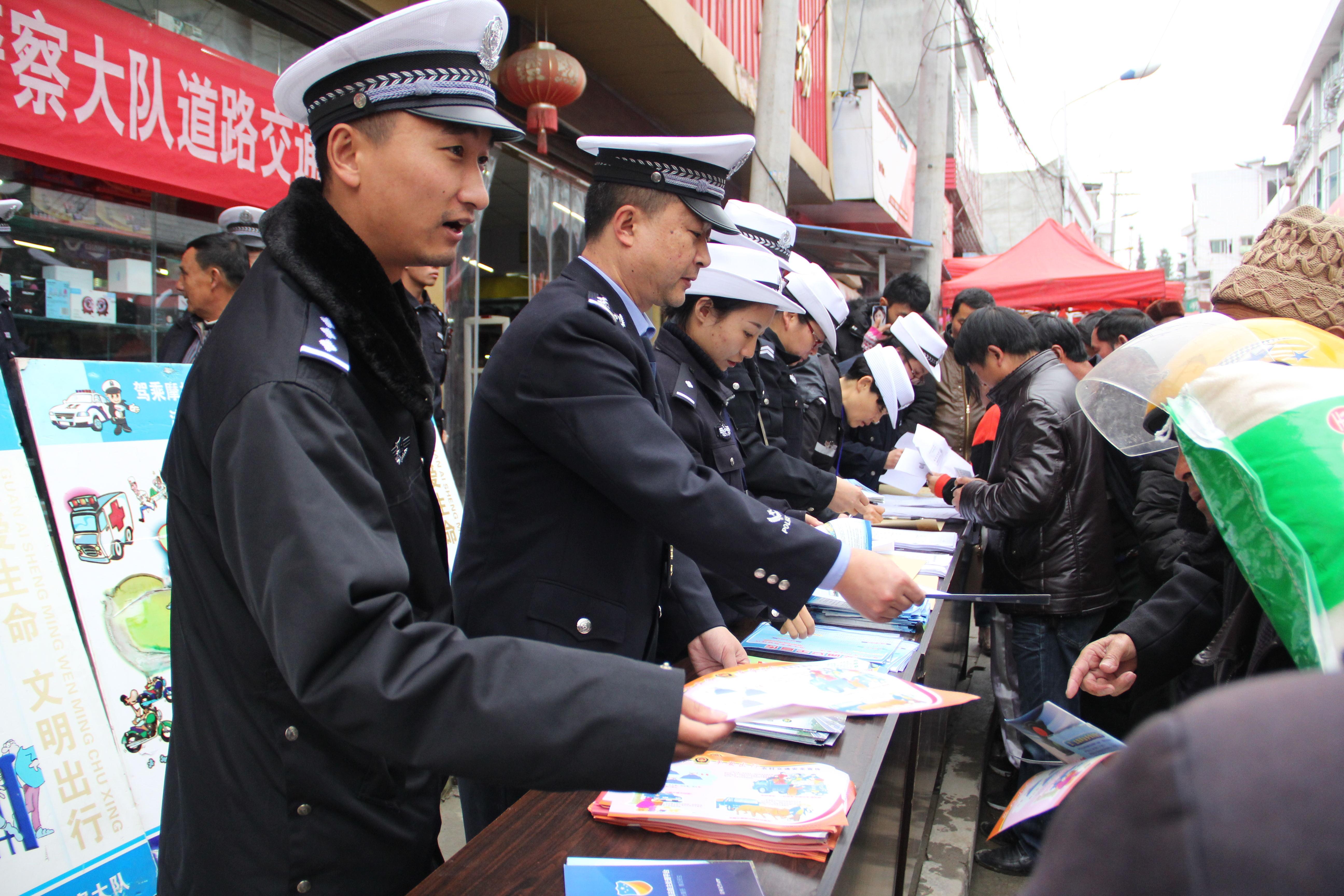 西部战区最新领导及其战略视野下的新时代军事变革，西部战区新任领导战略视野下的新时代军事变革展望
