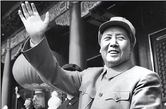 窃听事件背后的世界新闻报，深度分析与思考，窃听事件背后的世界新闻报深度探究与反思