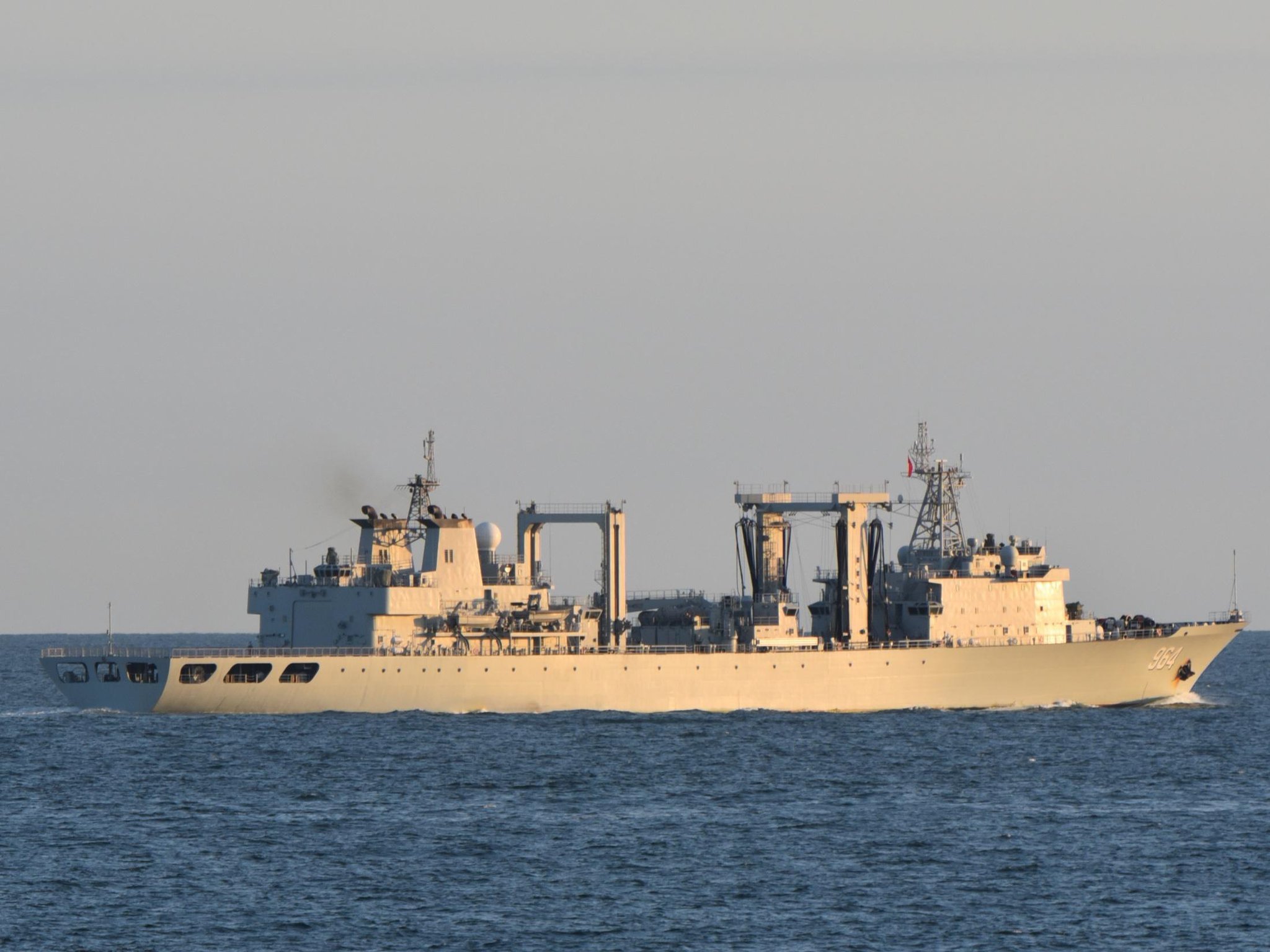 探索中国海军的骄傲,571军舰,探索中国海军的骄傲,揭秘传奇战舰571军舰