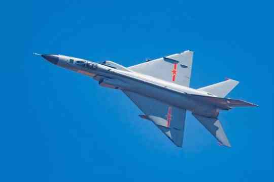 歼八B飞机，中国航空工业的骄傲，歼八B飞机，中国航空工业的辉煌骄傲
