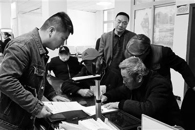 解放军报电子版在线，数字时代下的军事新闻传播，数字时代下的军事新闻传播，解放军报电子版在线探讨