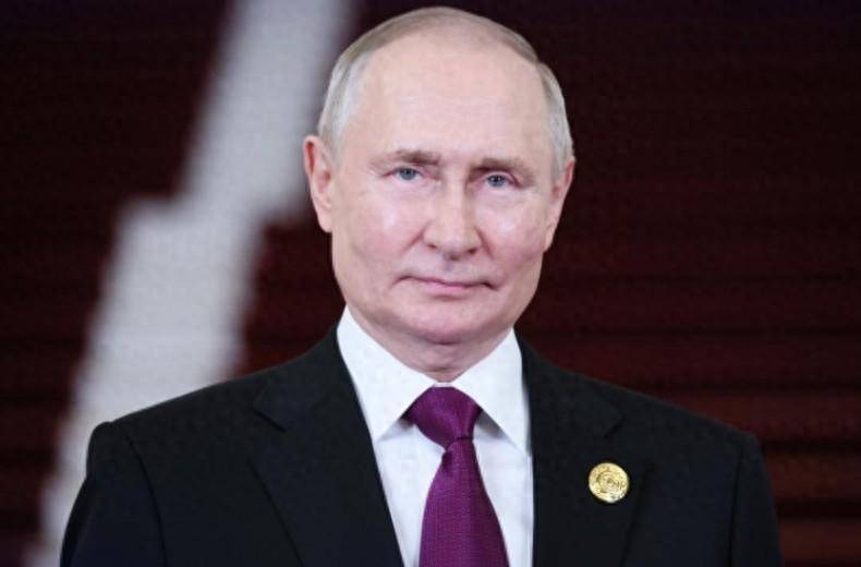 普京时代下的东西方博弈，西方更害怕中国崛起而非俄罗斯复兴，普京时代下的东西方博弈，西方更担忧中国崛起而非俄罗斯复兴的挑战