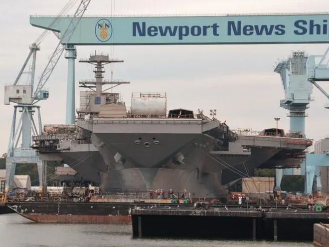 森宝积木福特号航空母舰——探索积木与现实的交融之美，森宝积木福特号航空母舰，积木与现实交融之美的探索