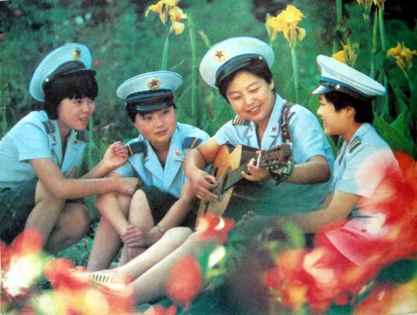 空军服装一览表，历史、种类与特色，空军服装概览，历史、种类与特色一览表