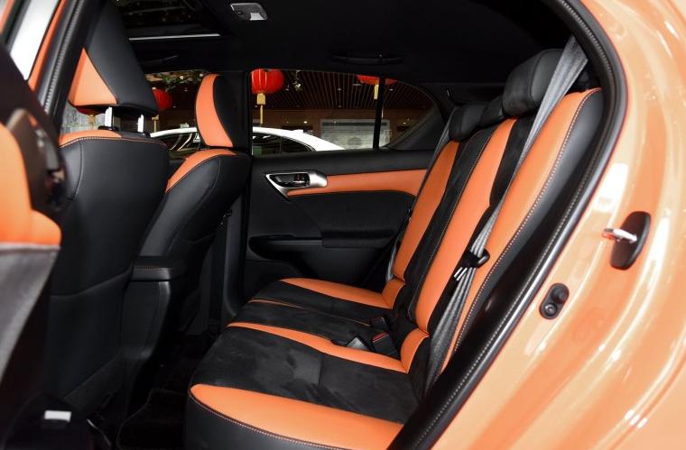 歼-20百公里油耗解析,歼-20百公里油耗深度解析