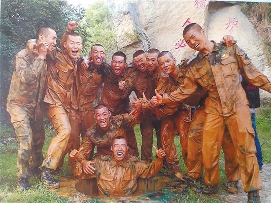 两年义务兵能否进入特种部队，解析与探讨，两年义务兵进入特种部队的可能性解析与探讨