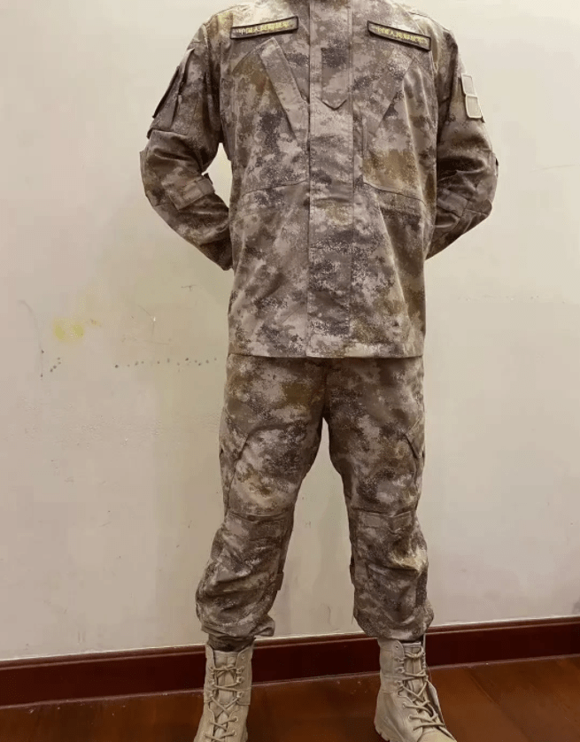 星空迷彩作战服出售,现代战争中的必备装备,星空迷彩作战服热销,现代战争必备装备