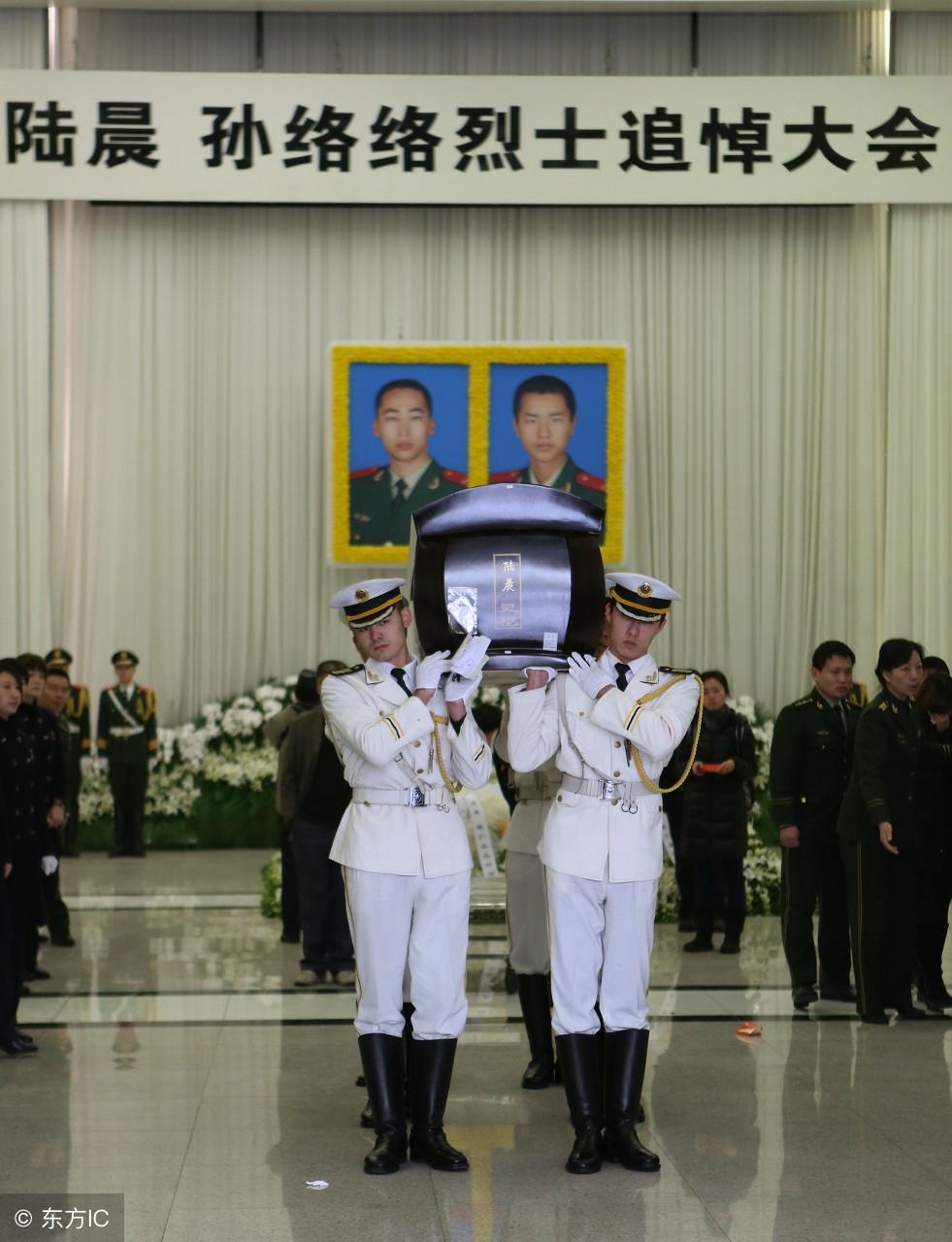 国防军事在变革中的稳健步伐,回顾与展望国防军事2O14年,国防军事变革稳健步伐,回顾与展望——2014年国防军事发展概览