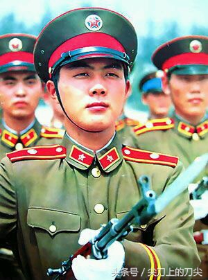 穿87式军服是否犯法,法律与现实的探讨,穿87式军服是否违法?法律与现实之间的探讨