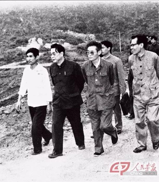 彭士禄在中国核电事业中的多重角色，从先驱到领航者，彭士禄，中国核电事业的先驱与领航者角色之路