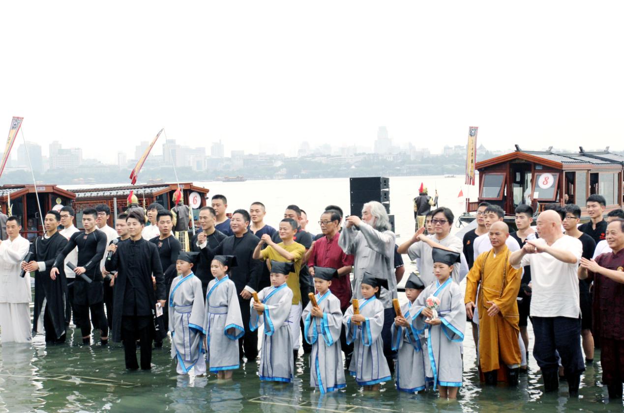 深度探讨与独特视角解析