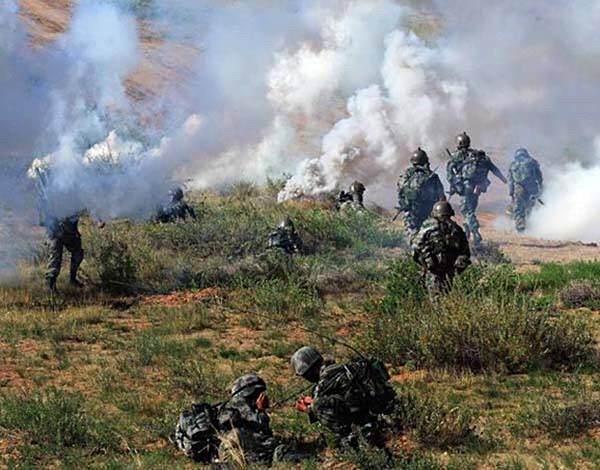 朱日和红蓝军对抗，战略与战术的较量，朱日和红蓝军对抗，战略与战术的巅峰对决