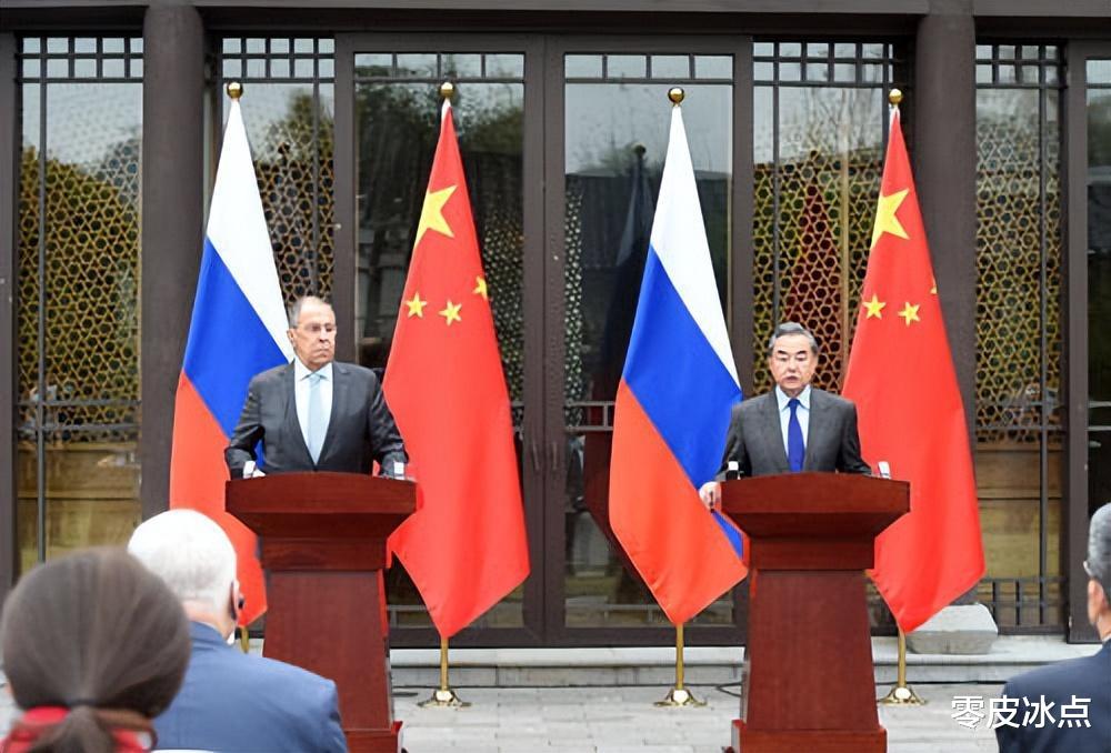 俄罗斯继续向我国示好的多维解读，俄罗斯向我国示好的多维解读，深化合作与多重意义探究